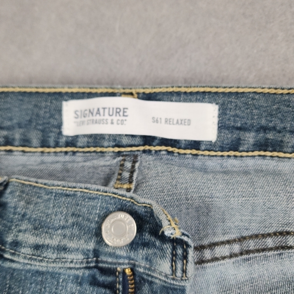 Men’s Levi’s Signature S61 Relaxed Fit Jeans - 30x29.5 Light Fade - Picture 6 of 12